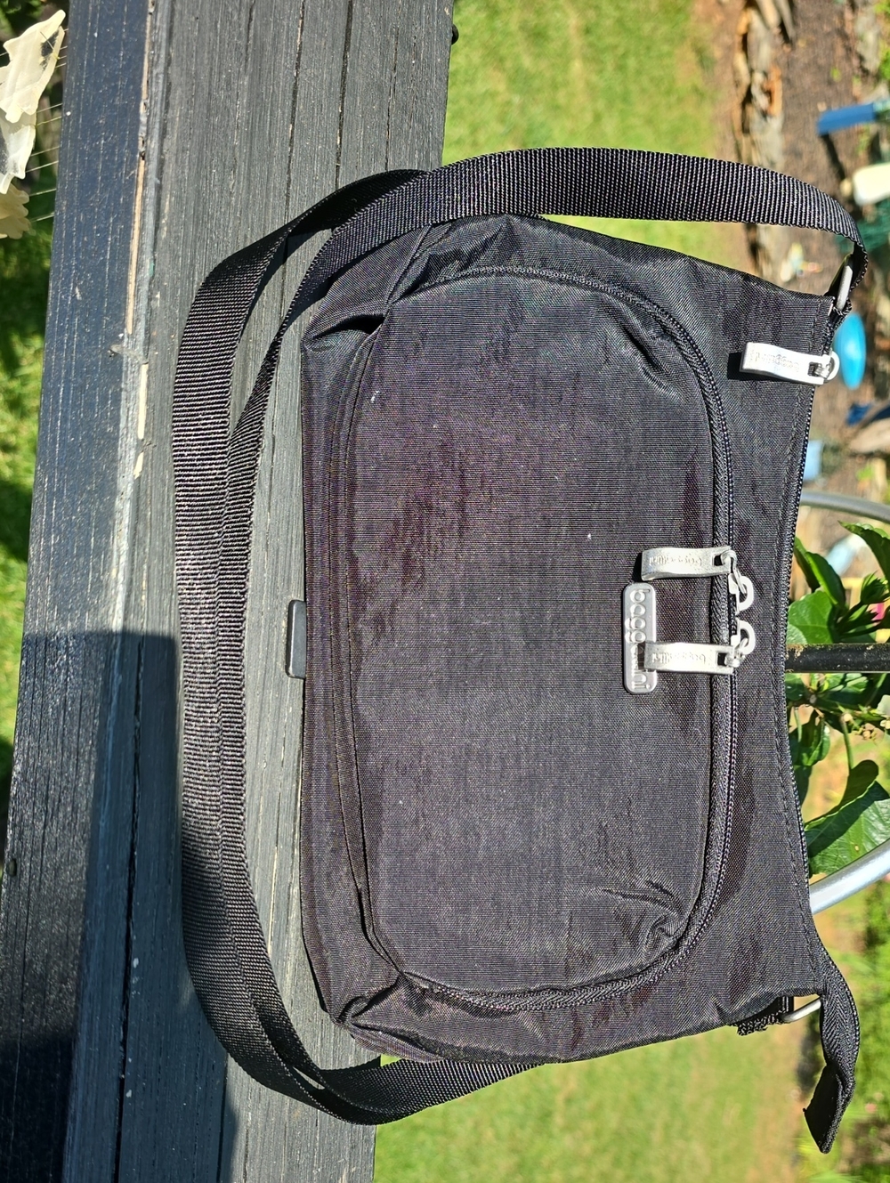 BAGGALLINI Black Crossbody Shoulder Bag